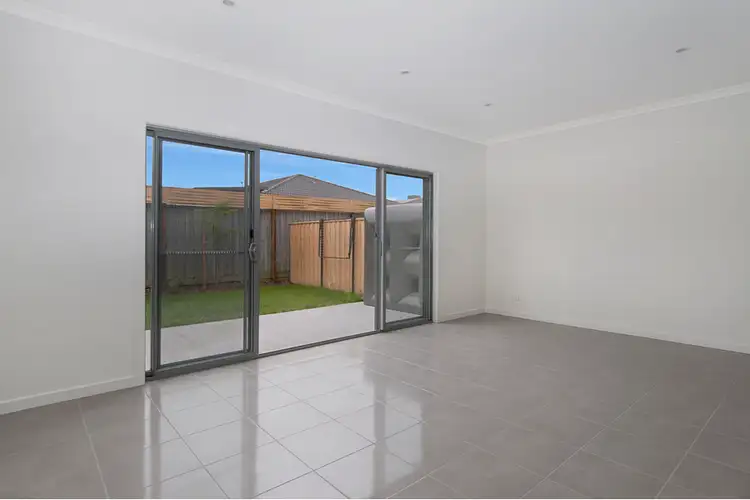 Fifth view of Homely townhouse listing, 2/2 Sanoma Drive, Skye VIC 3977