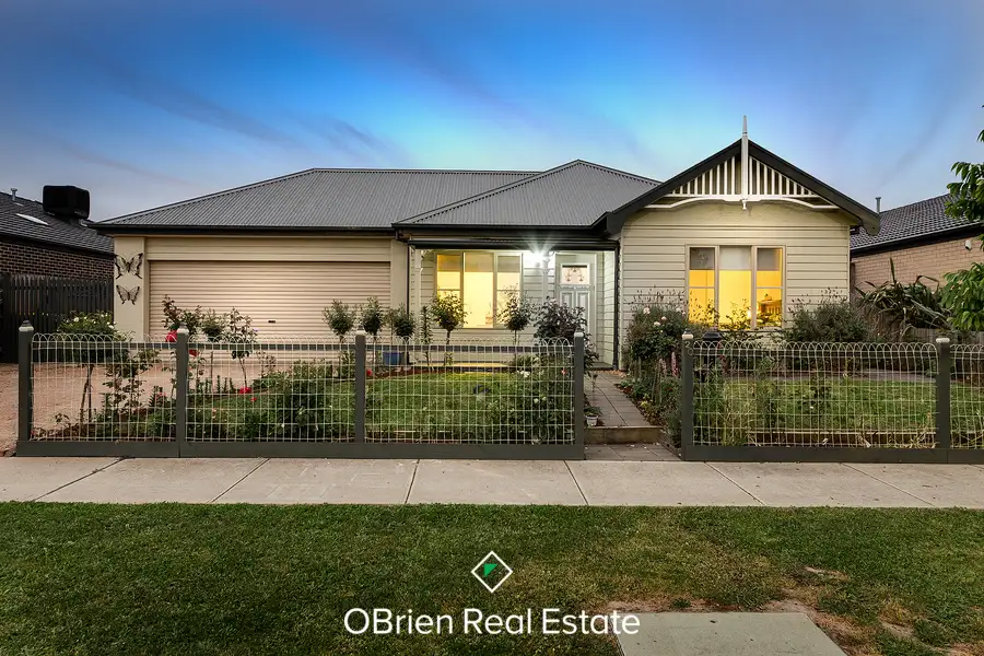 Main view of Homely house listing, 20 Caitlin Drive, Pakenham VIC 3810
