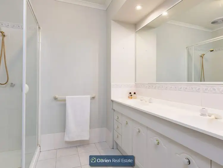 Seventh view of Homely house listing, 33 Amberley Park Drive, Narre Warren South VIC 3805
