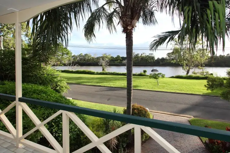 33 Esplanade Esplanade, Yeronga QLD 4104