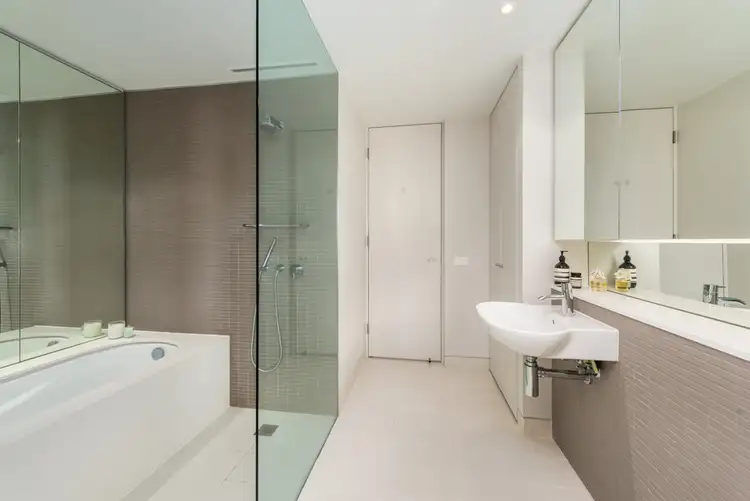 Fifth view of Homely apartment listing, 404/5 Sterling Circuit, Camperdown NSW 2050