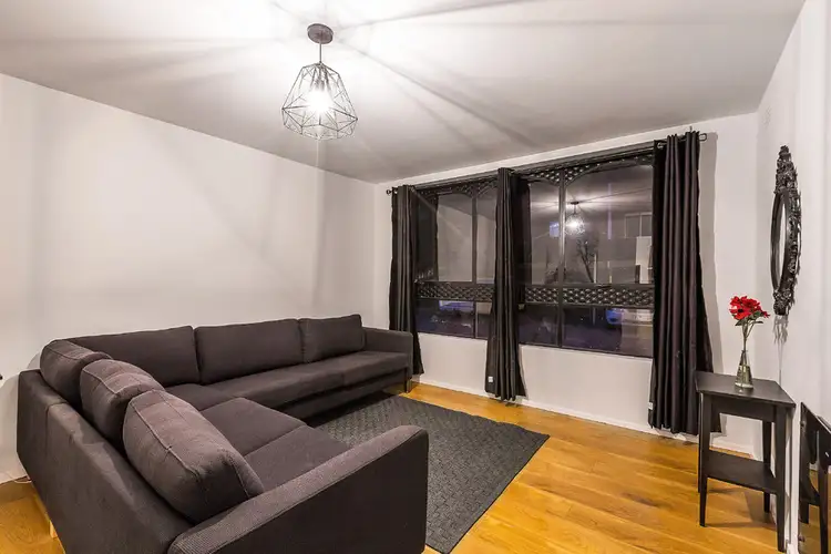 1/13-15 Nicholson Street, Footscray VIC 3011
