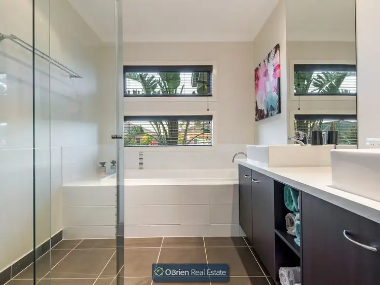 Fifth view of Homely house listing, 11 Maplewood Court, Cranbourne North VIC 3977