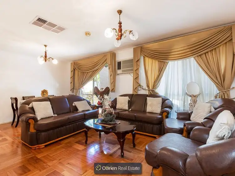 Second view of Homely house listing, 8 Cavendish Court, Endeavour Hills VIC 3802