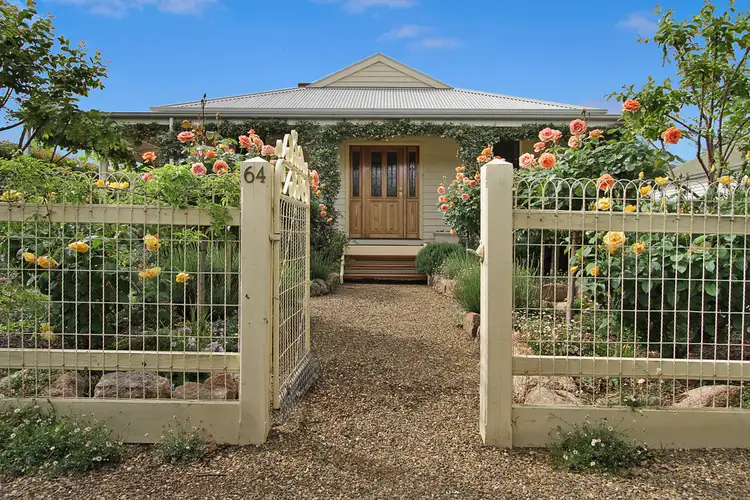 64 Last Street, Beechworth VIC 3747