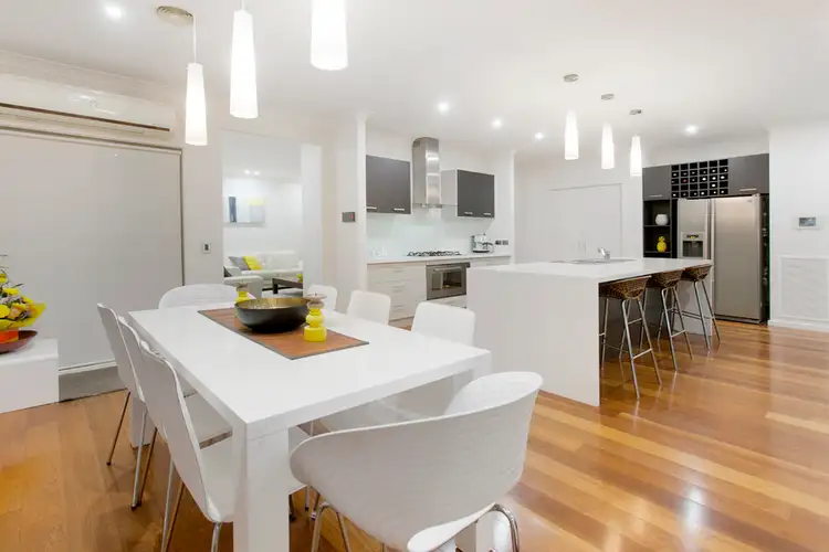 Sixth view of Homely house listing, 19 Leichhardt Court, Sandhurst VIC 3977