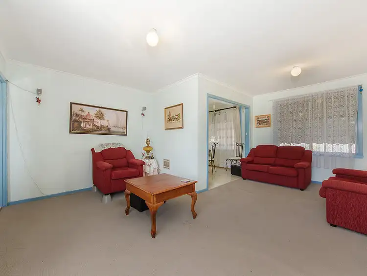 Third view of Homely unit listing, 1/21 Reaburn Avenue, St Albans VIC 3021