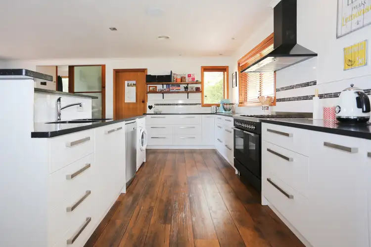 10 Gilbert Street, Forth TAS 7310
