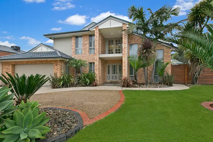 19 Cashmere Crescent, Berwick VIC 3806