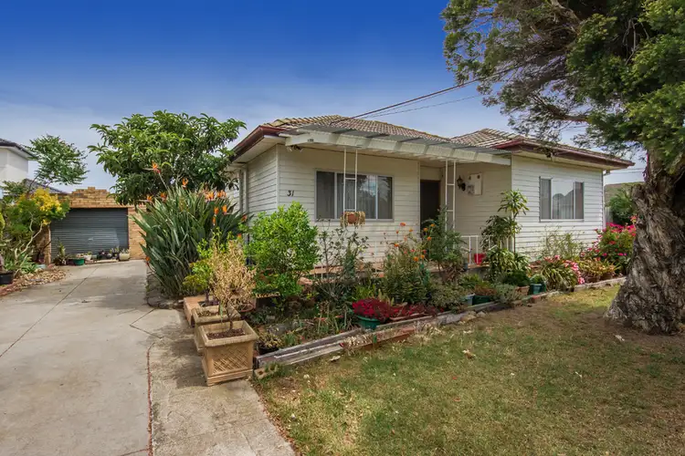 Second view of Homely house listing, 31 Howden Crescent, Braybrook VIC 3019