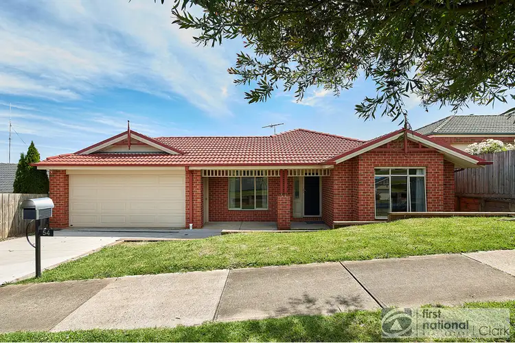 54 Cook Street, Drouin VIC 3818