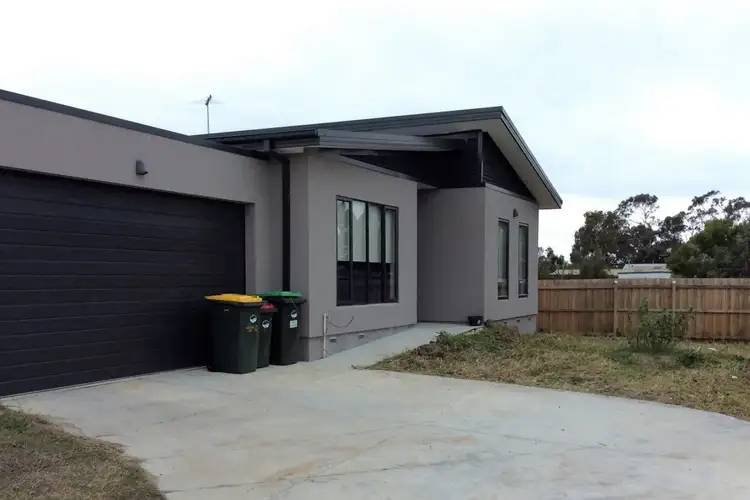 4/10 Toy Street, Longwarry VIC 3816