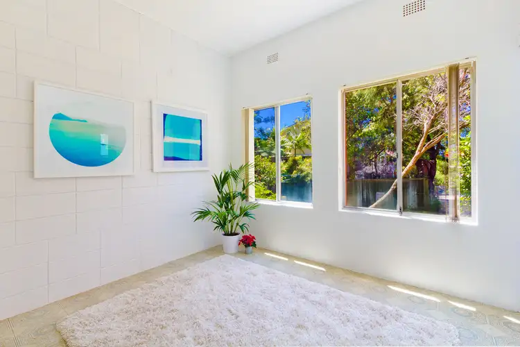 Fifth view of Homely apartment listing, 2/17 The Avenue, Collaroy NSW 2097