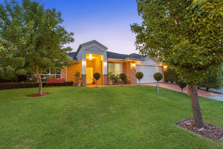 13 Marisa Crescent, Berwick VIC 3806