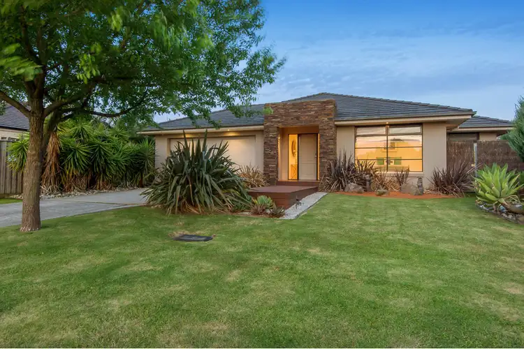 2 Gargeney Court, Berwick VIC 3806