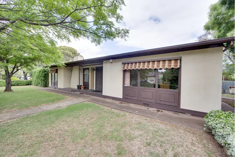 1 Edwina Drive, Morphett Vale SA 5162