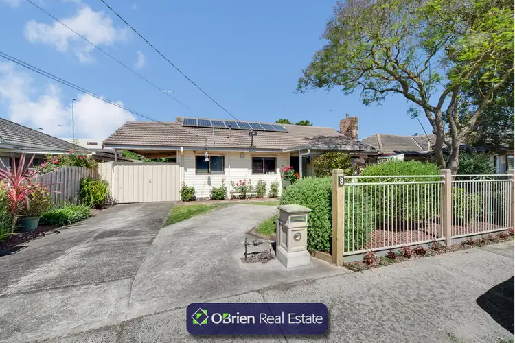 Main view of Homely house listing, 8 Mundaring Drive, Cranbourne VIC 3977