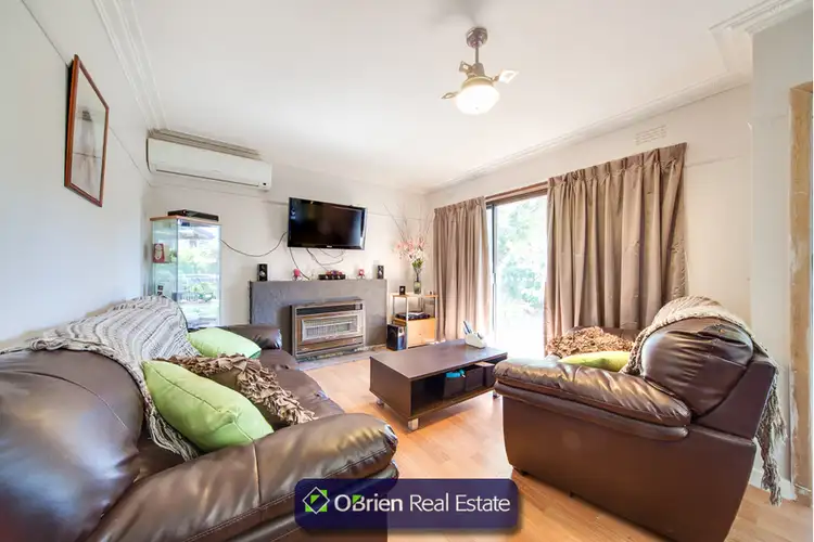 Third view of Homely house listing, 8 Mundaring Drive, Cranbourne VIC 3977