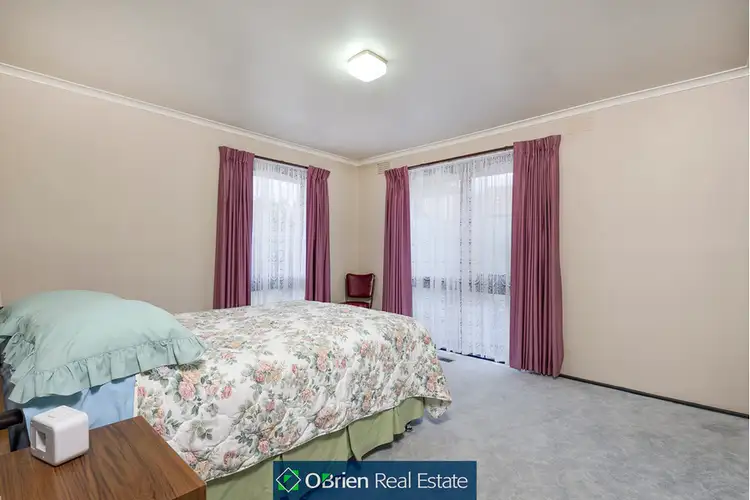 Sixth view of Homely house listing, 2 Taylor Court, Endeavour Hills VIC 3802