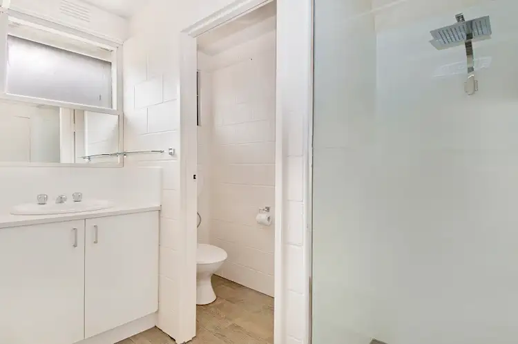 Sixth view of Homely unit listing, 5/25 Wave Street, Frankston VIC 3199