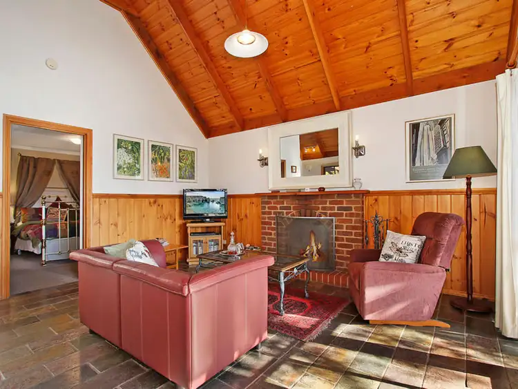 Seventh view of Homely villa listing, 4/24 Malakoff Road, Beechworth VIC 3747