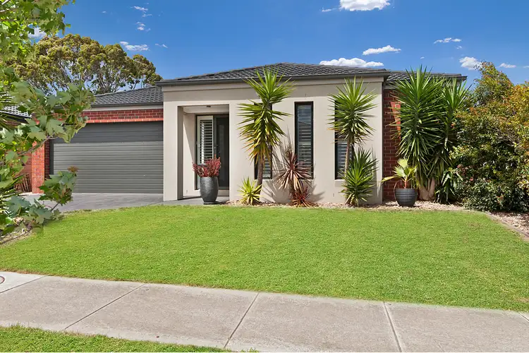 75 Malua Circuit, Sandhurst VIC 3977