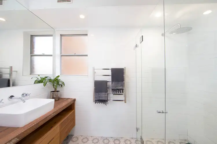 Fourth view of Homely unit listing, 6/84 Dee Why Parade, Dee Why NSW 2099