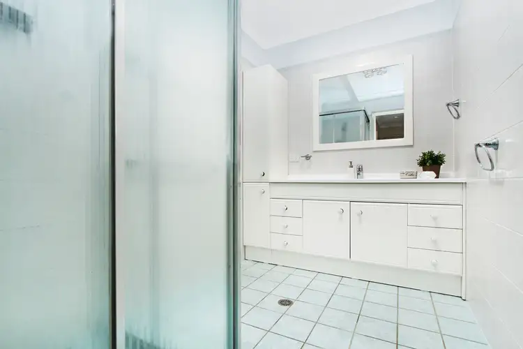 Fifth view of Homely house listing, 10 Rachel Crescent, Figtree NSW 2525