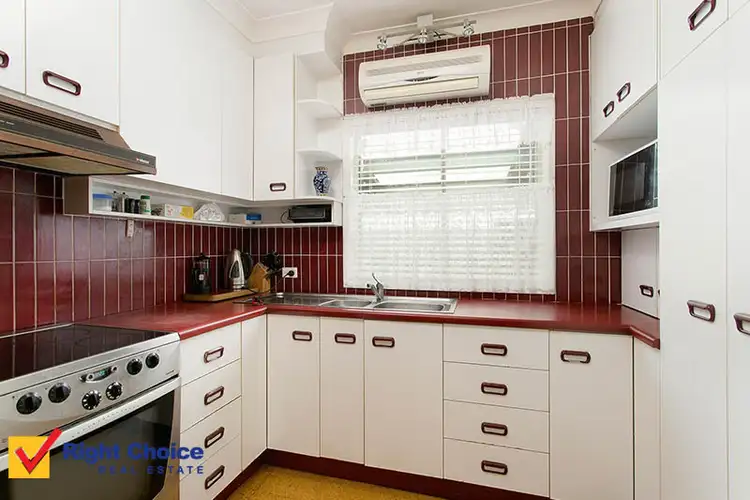 Fourth view of Homely house listing, 6 Corona Avenue, Lake Illawarra NSW 2528