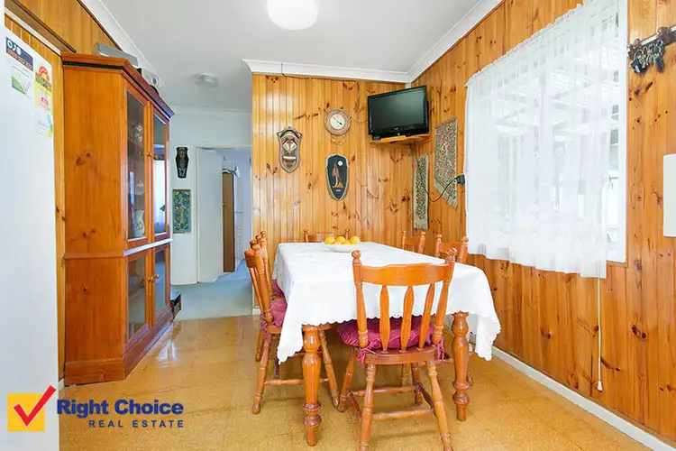 Fifth view of Homely house listing, 6 Corona Avenue, Lake Illawarra NSW 2528
