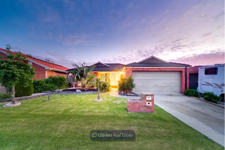 Main view of Homely house listing, 6 Oates Court, Cranbourne North VIC 3977