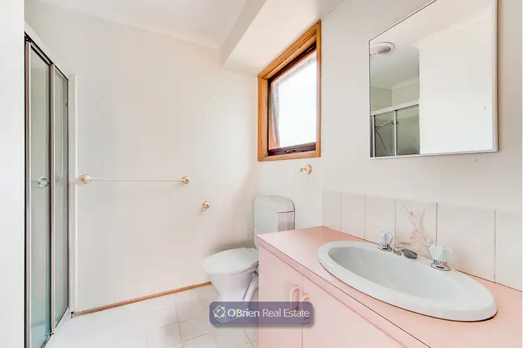 Sixth view of Homely house listing, 8 Howitt Court, Berwick VIC 3806