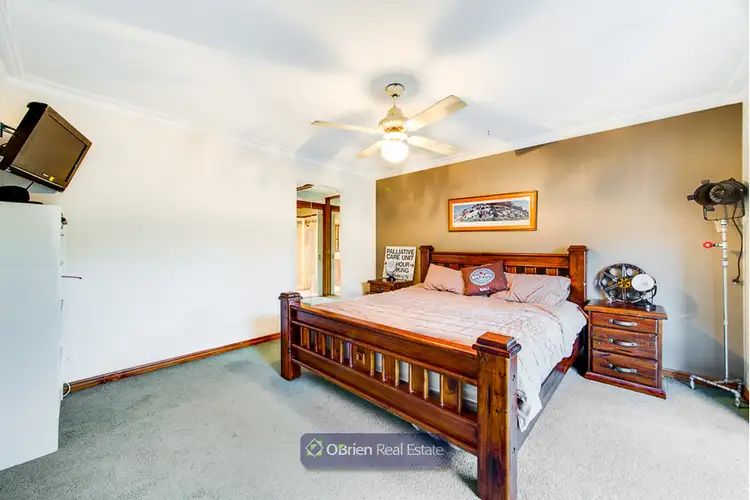 Sixth view of Homely house listing, 11 Breyina Way, Cranbourne West VIC 3977