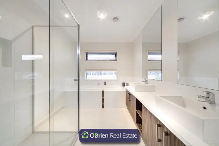 Sixth view of Homely house listing, 5 Chantenay Parade, Cranbourne North VIC 3977