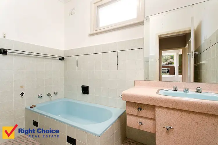 Fifth view of Homely house listing, 19 Andrew Avenue, Keiraville NSW 2500