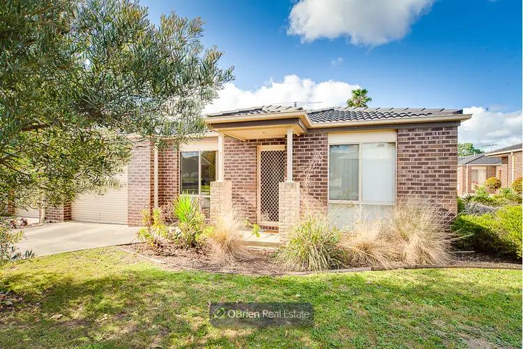 7/7-9 Elizabeth Street, Cranbourne North VIC 3977