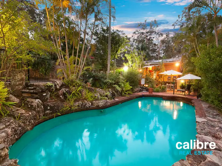 24 Peter Street, Everton Hills QLD 4053