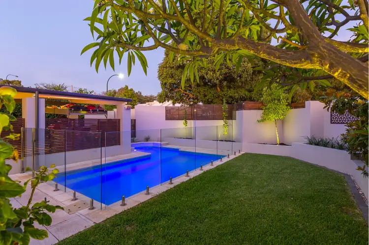 Fourth view of Homely house listing, 1/207 Labouchere Road, Como WA 6152