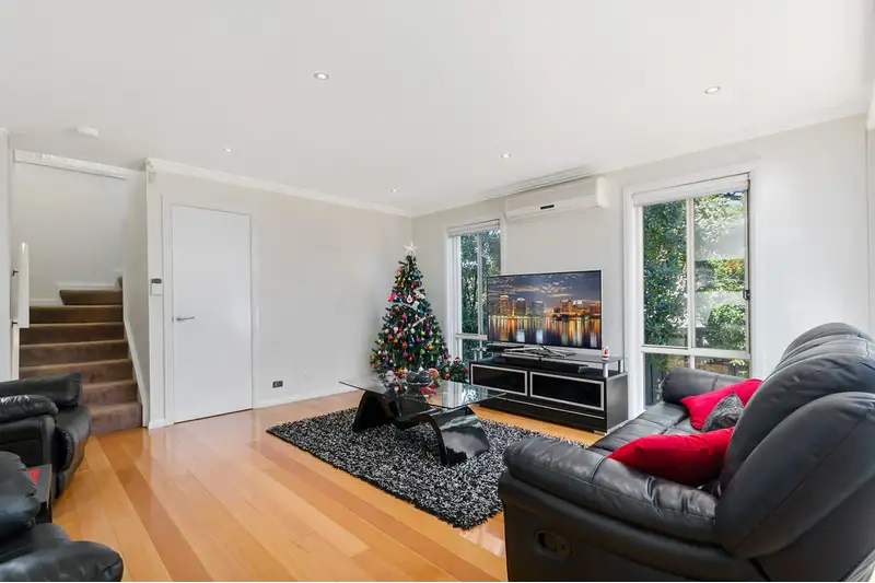Main view of Homely townhouse listing, 4/16-18 Strathearn Avenue, Wollongong NSW 2500