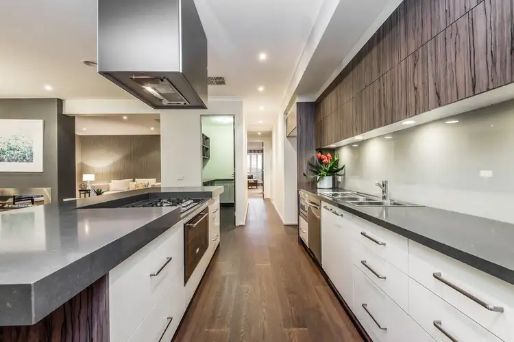Second view of Homely house listing, 16 Mountainview Boulevard, Cranbourne North VIC 3977
