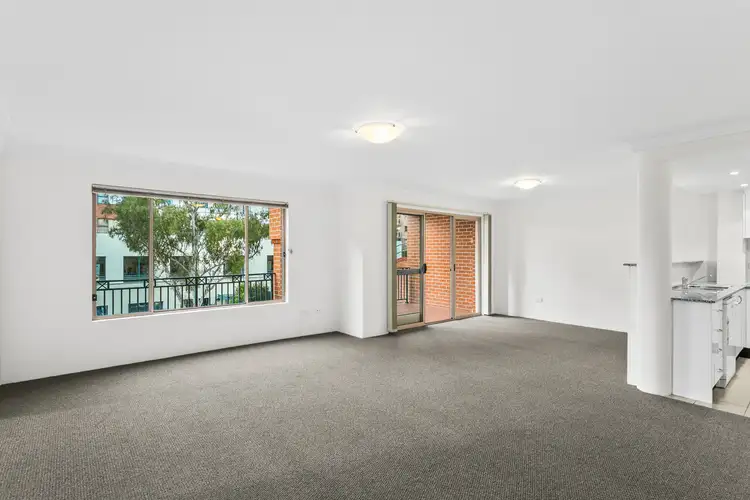 Main view of Homely unit listing, 33/40-44 Belmont Street, Sutherland NSW 2232