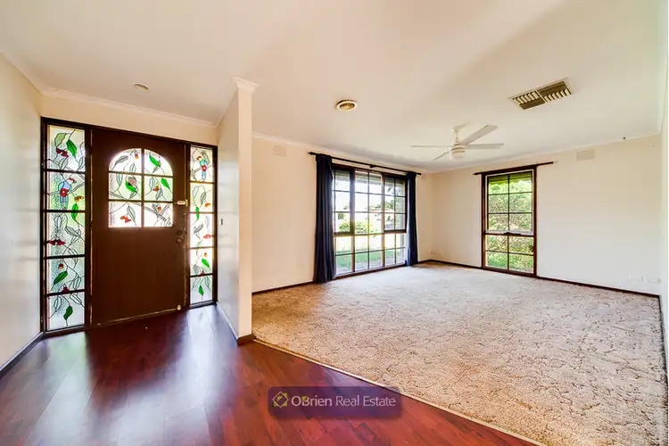 Fifth view of Homely house listing, 9 Kennedy Court, Cranbourne North VIC 3977