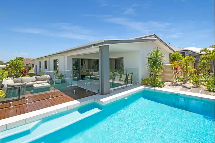 11 Selkirk Way, Peregian Springs QLD 4573