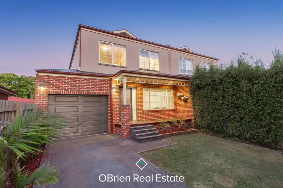 Main view of Homely townhouse listing, 2/187 High Street, Berwick VIC 3806