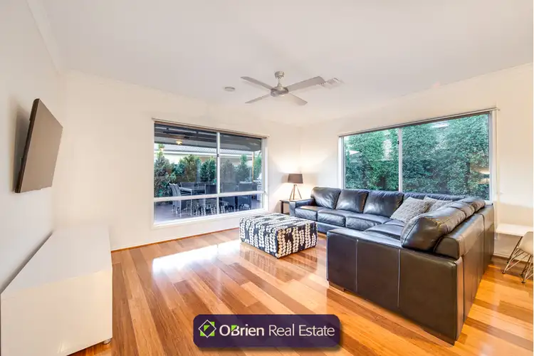 Sixth view of Homely house listing, 5 Abrus Circuit, Cranbourne North VIC 3977