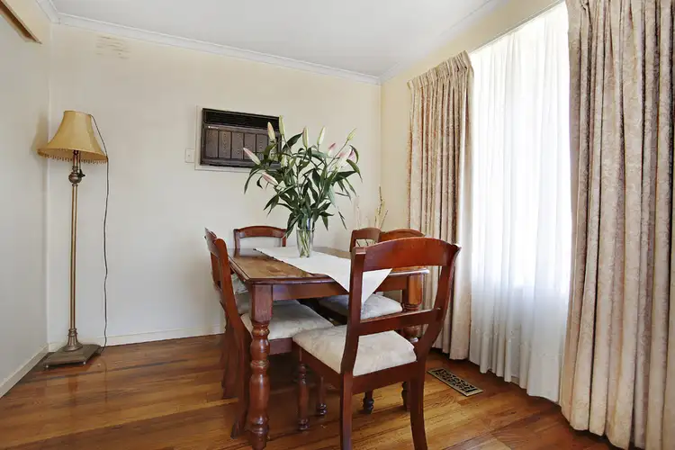 Fourth view of Homely house listing, 18 Garden Court, Keysborough VIC 3173