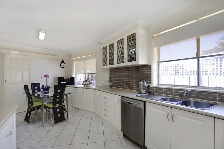 Sixth view of Homely house listing, 18 Garden Court, Keysborough VIC 3173