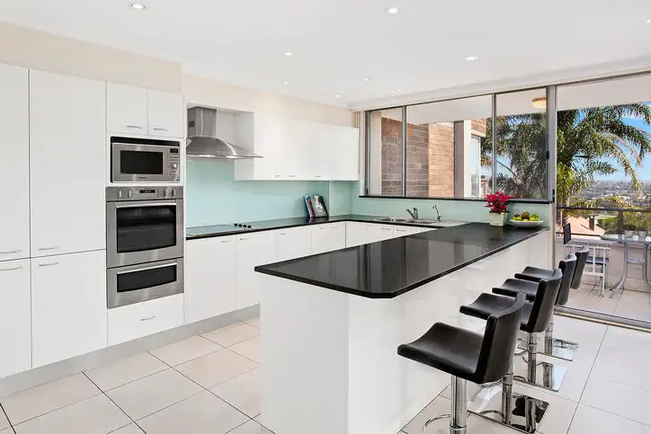 Fourth view of Homely apartment listing, 6/4-8 Hilltop Crescent, Fairlight NSW 2094