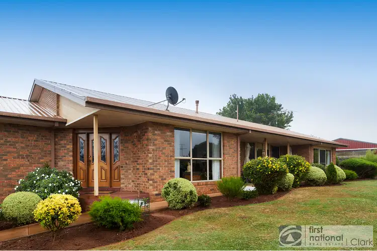 5 Hakea Court, Drouin VIC 3818