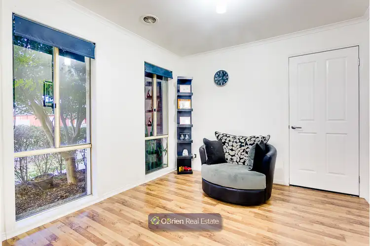 Fifth view of Homely house listing, 21 Nyarrin Place, Cranbourne West VIC 3977